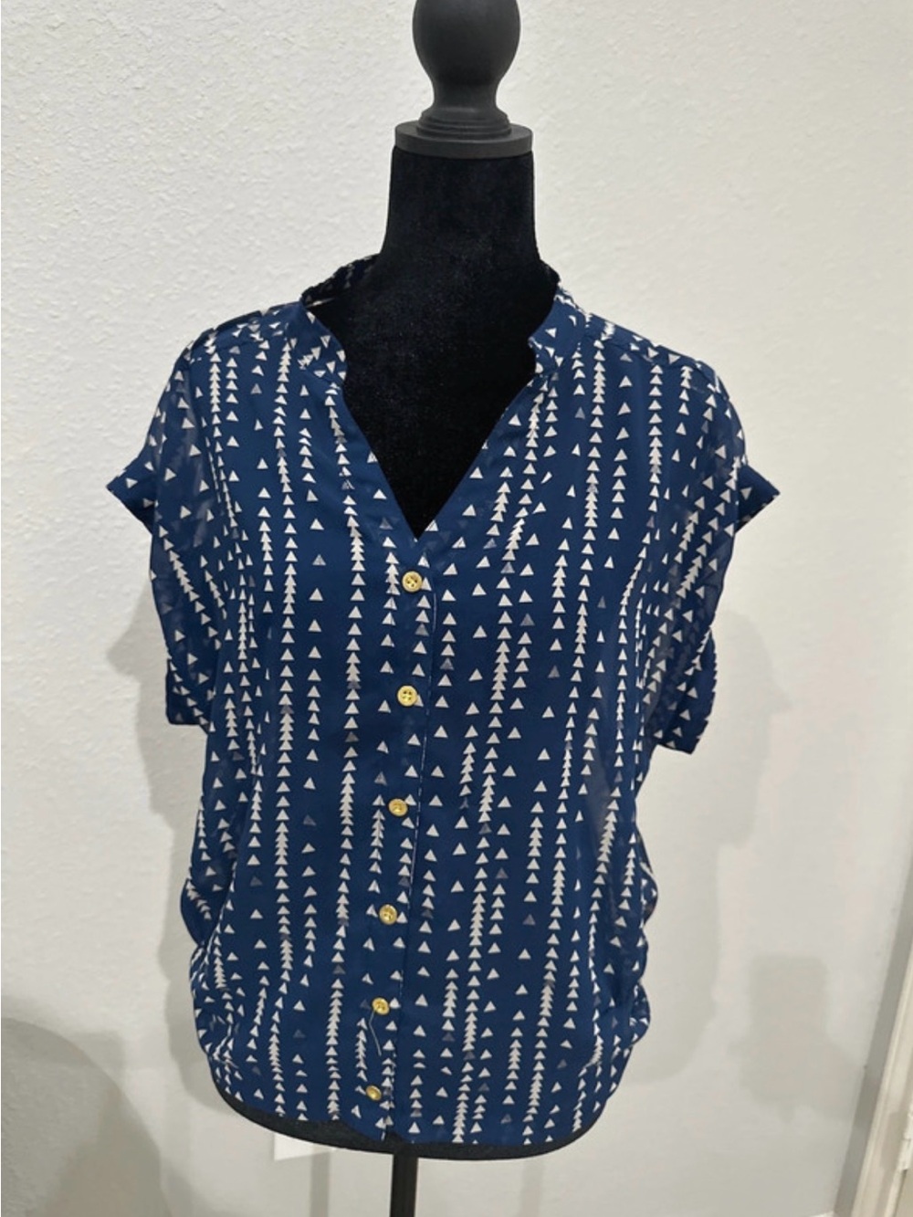 Anna Navy Blouse with White Triangle Print